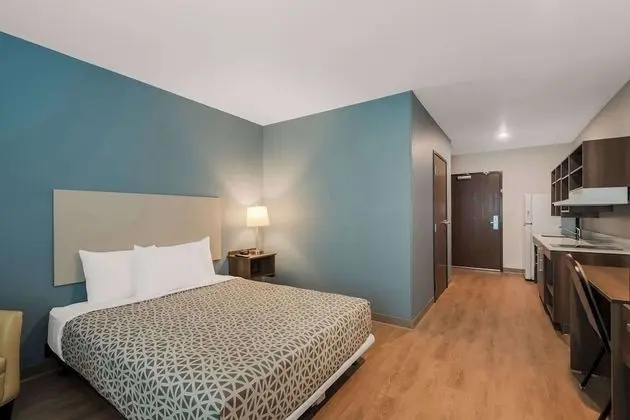 WoodSpring Suites Bellflower - Los Angeles - Oda