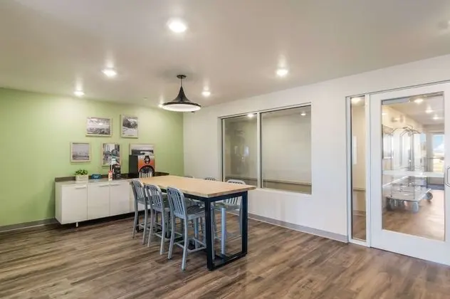 WoodSpring Suites Broomfield-Westminster - Lobi