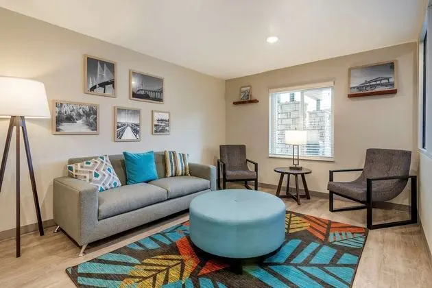 WoodSpring Suites Brunswick - Lobi