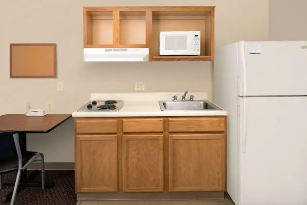 WoodSpring Suites Columbia Fort Jackson - Mutfak