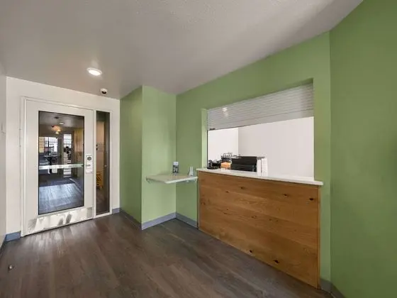 WoodSpring Suites Dallas Rockwall - Lobi