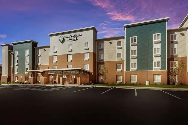 Woodspring Suites Dayton North
