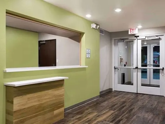 WoodSpring Suites Daytona Beach Int'l Speedway - Lobi