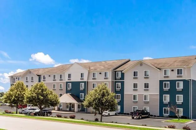 WOODSPRING SUITES FORT MYERS SOUTHEAST