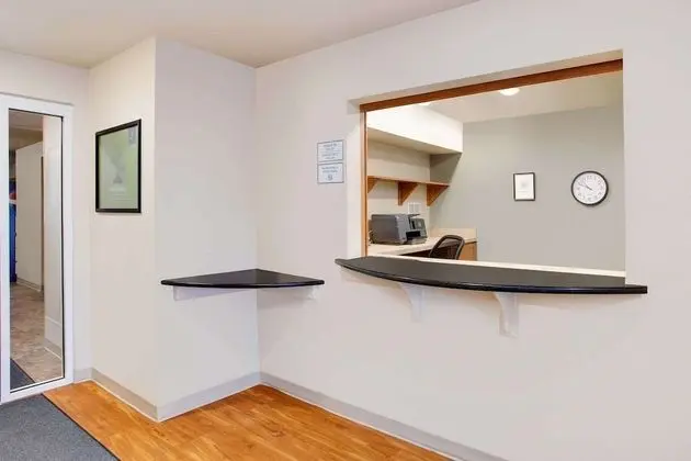 WoodSpring Suites Fredericksburg - Lobi