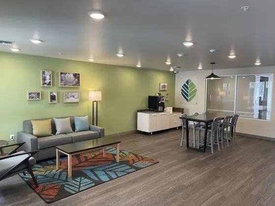 Woodspring Suites - Lobi