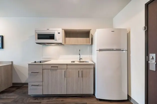 WoodSpring Suites Greensboro - High Point North - Mutfak