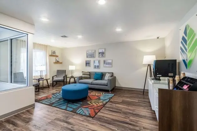 WoodSpring Suites Harrisburg Linglestown - Lobi