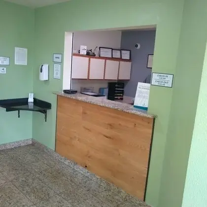 WoodSpring Suites Holland - Grand Rapids - Lobi