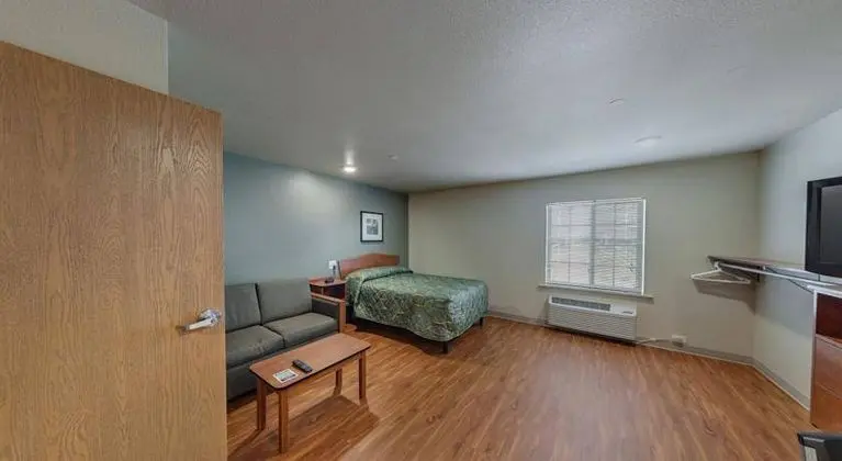 WoodSpring Suites Junction City