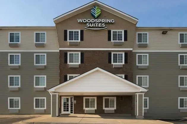 WoodSpring Suites Kansas City Mission - Dış Mekan