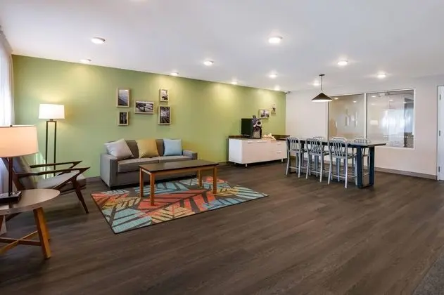 WoodSpring Suites Knoxville - Cedar Bluff - Lobi