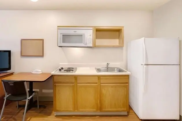 WoodSpring Suites Lake Charles - Mutfak