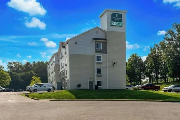WoodSpring Suites Louisville Southeast - Dış Mekan