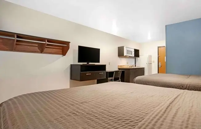 WOODSPRING SUITES MOBILE DAPHNE
