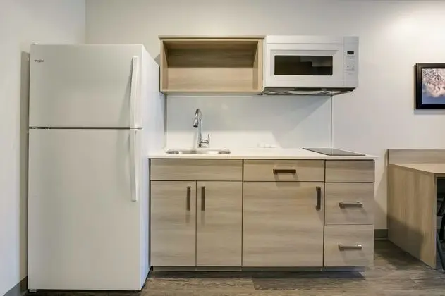 WoodSpring Suites Morrisville Raleigh Durham Airport - Mutfak