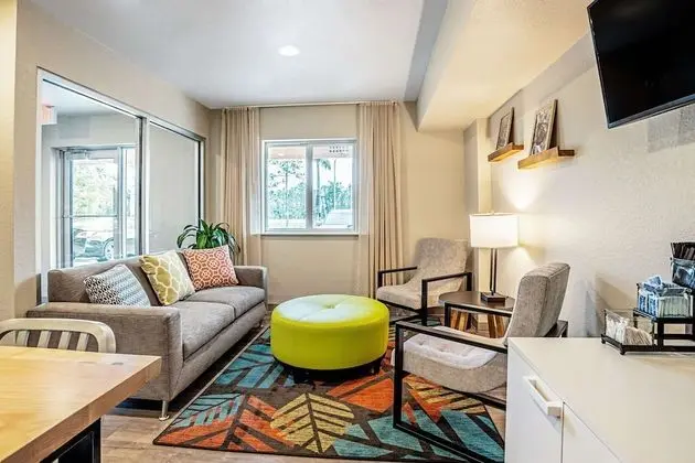 WoodSpring Suites Naples - Lobi