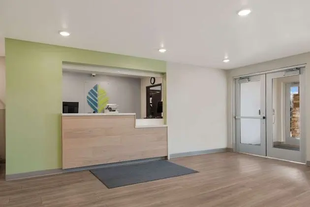 WoodSpring Suites Phoenix-Deer Valley - Lobi