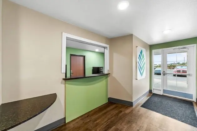 WoodSpring Suites San Antonio South - Lobi