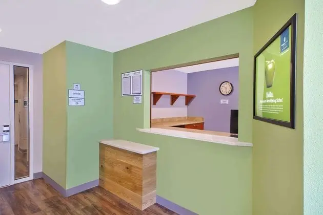 WoodSpring Suites St Louis St Charles - Lobi