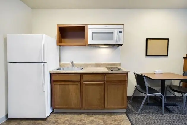 WoodSpring Suites Washington DC Andrews AFB - Mutfak