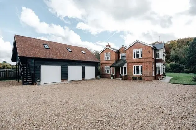 Woodvale Retreat - Sleeps 10