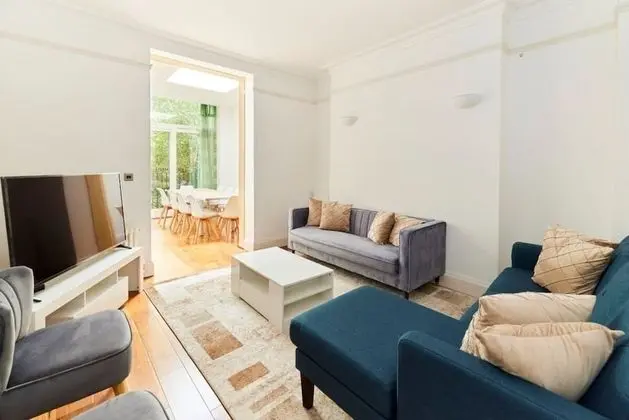 The Woolwich Retreat - Enticing 5bdr House With Parking - Öne Çıkan Resim