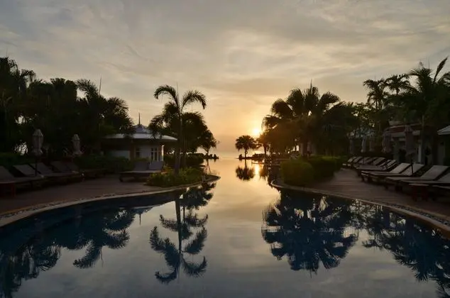 Wora Bura Hua Hin Resort & Spa - Havuz