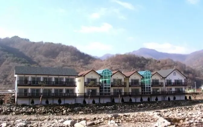 Worak Pensionville Monet's House - Misafir Tesisleri ve Hizmetleri