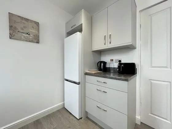 Worksop Newly Refurbished 3-bedroom House - Mutfak