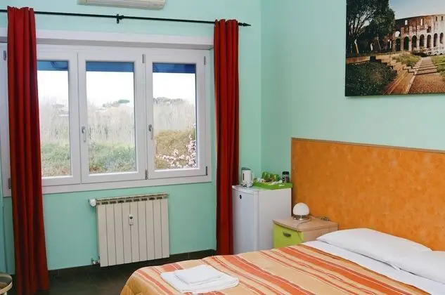 World Wide Bed - Rome - Oda