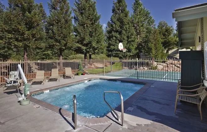 WorldMark Bass Lake - Havuz