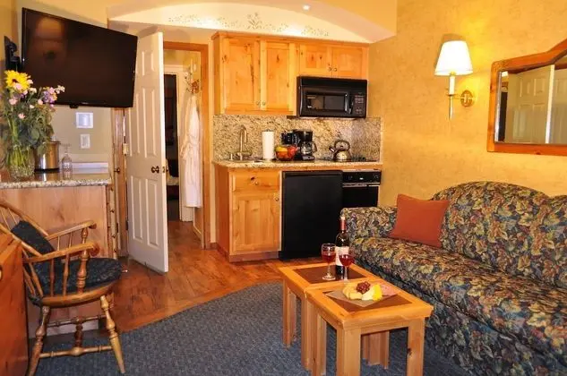 Worldmark by Wyndham Olympic Village Inn - Mutfak