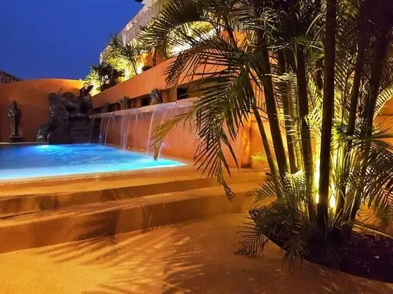 WOWLAND Luxury Villa Pattaya Walking Street 6 Bedrooms