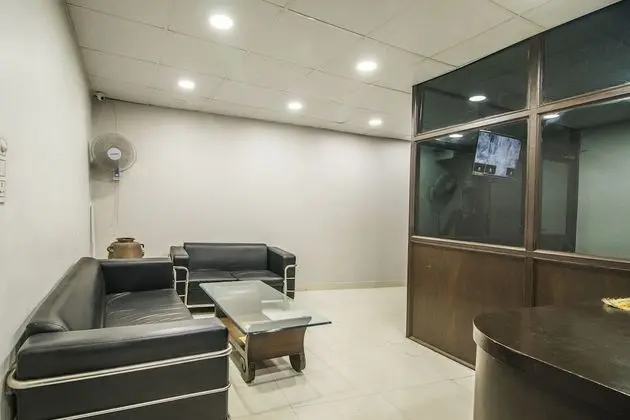 WOWSTAYZ Hotel Orange Regency - Lobi