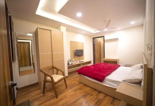 WOWSTAYZ Hotel Orange Regency - Oda