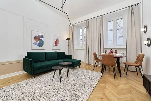 Wrocław Rynek Apartment by Renters