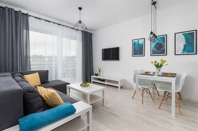 Wrzosowo Cosy Apartment by Renters - Oda Düzeni