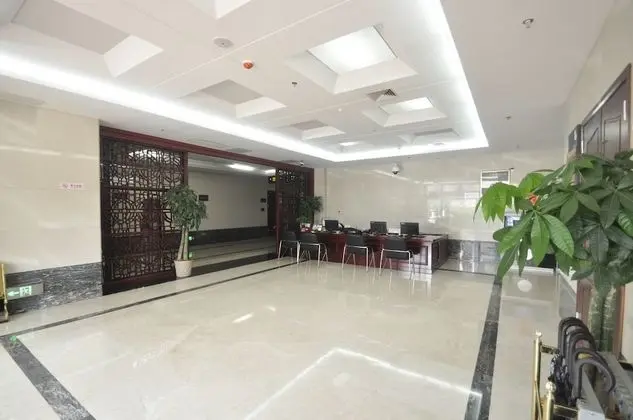 Wuhan Guochuang Chuyuan Donghu Hotel - Lobi
