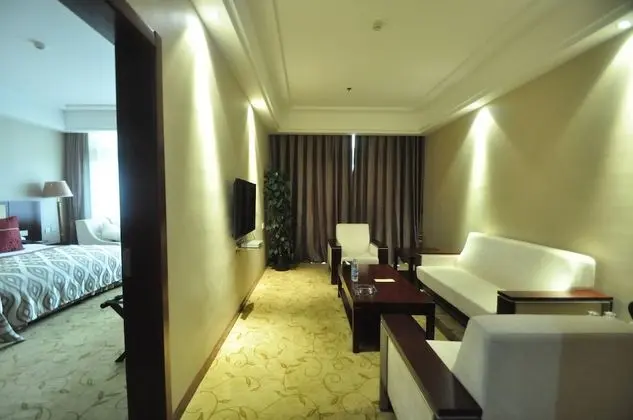 Wuhan Guochuang Chuyuan Donghu Hotel - Oda