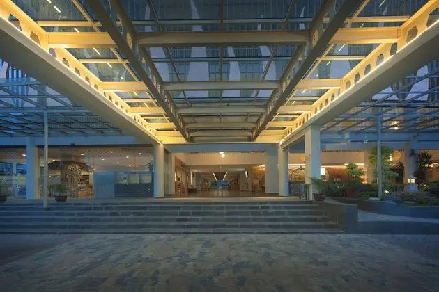 The Wujil Resort & Conventions Ungaran - Semarang - Dış Mekan