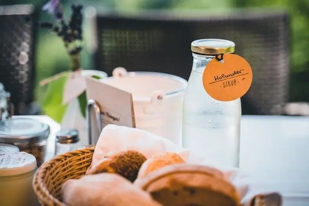 WURZENBERG Hotel Lodges Südsteiermark - Yerinde Yemek