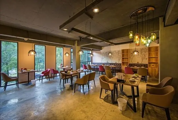 Wuyishan Ancient Street No.3 Tea Inn - Yerinde Yemek