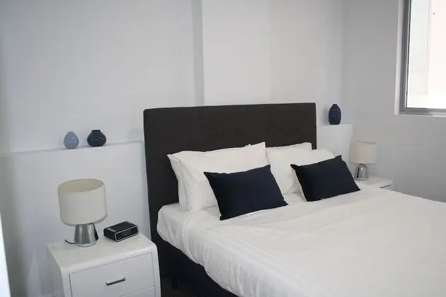 Wyndel Apartments - Miller Street - Oda
