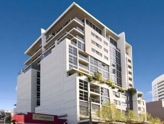 Wyndel Apartments - Nexus - Dış Mekan