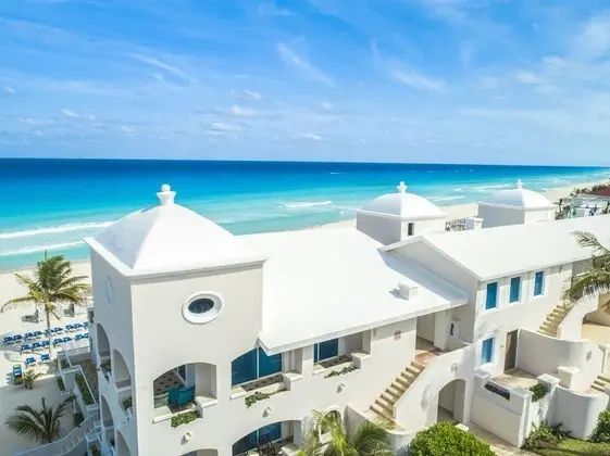 Wyndham Alltra Cancun All Inclusive Resort - Dış Mekan