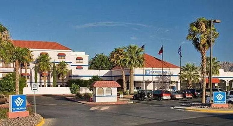 Wyndham El Paso Airport and Water Park