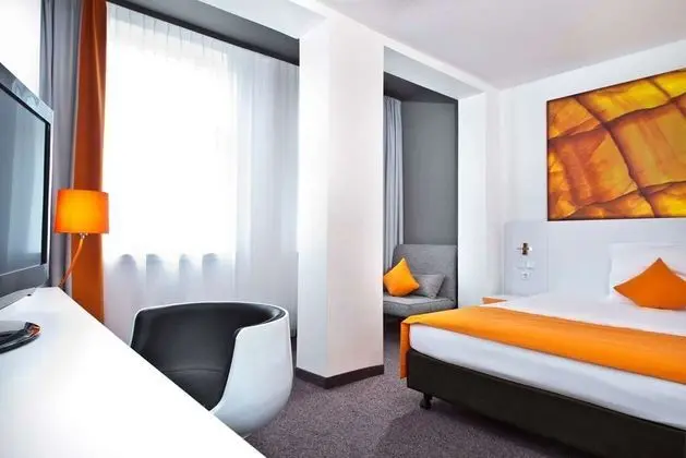 Wyndham Garden Düsseldorf City Centre Königsallee - Genel