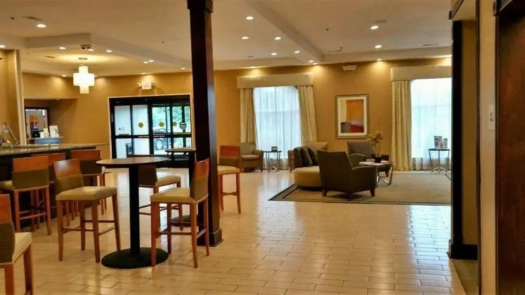 Wyndham Garden Grand Rapids Airport