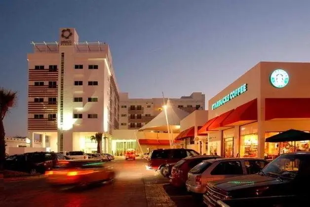 Wyndham Garden Leon Centro Max